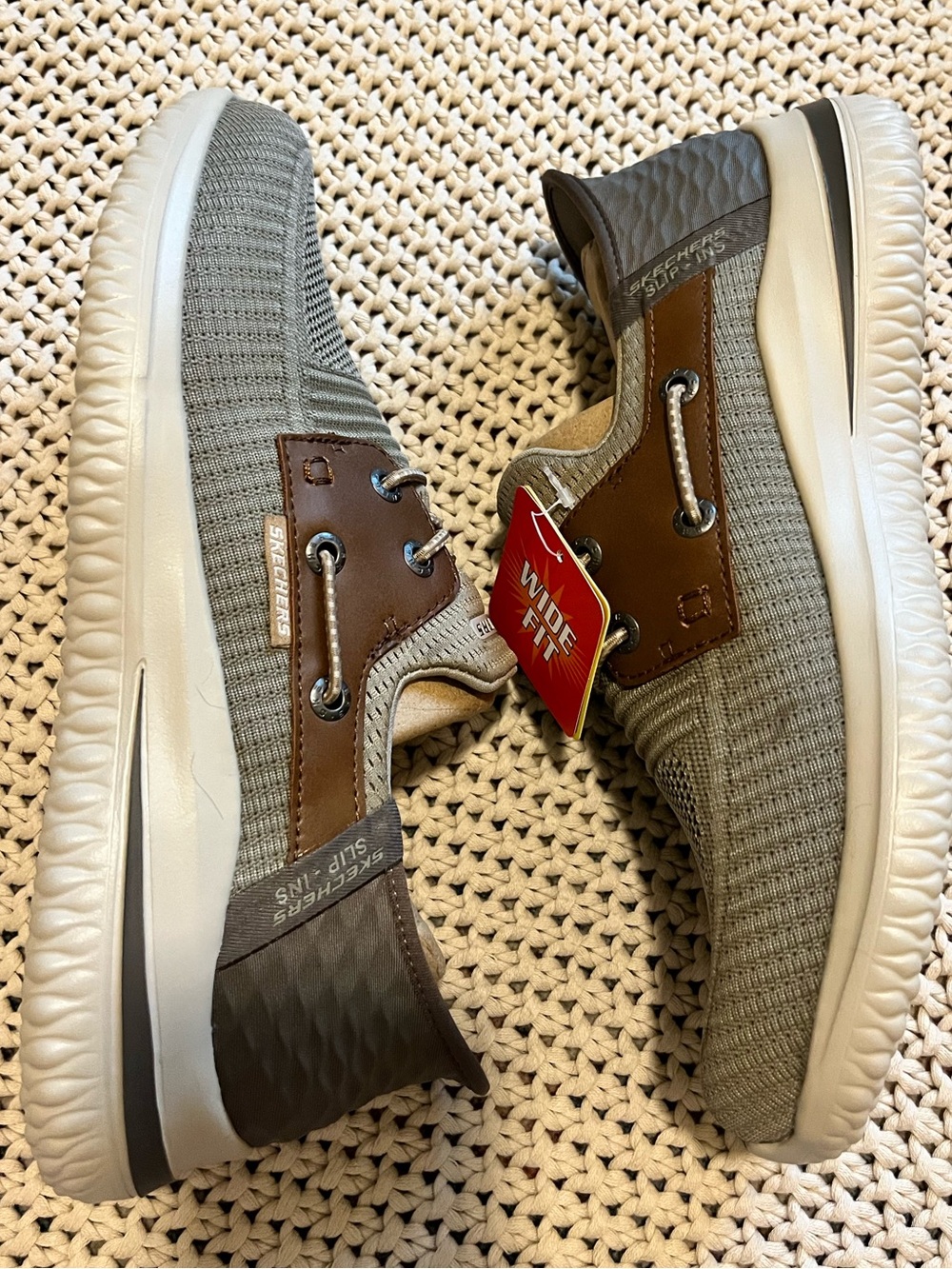 SKECHERS Men's Delson 3.0 - Roth Slip-On Casual Sneakers Sz 7 Wide NEW Taupe